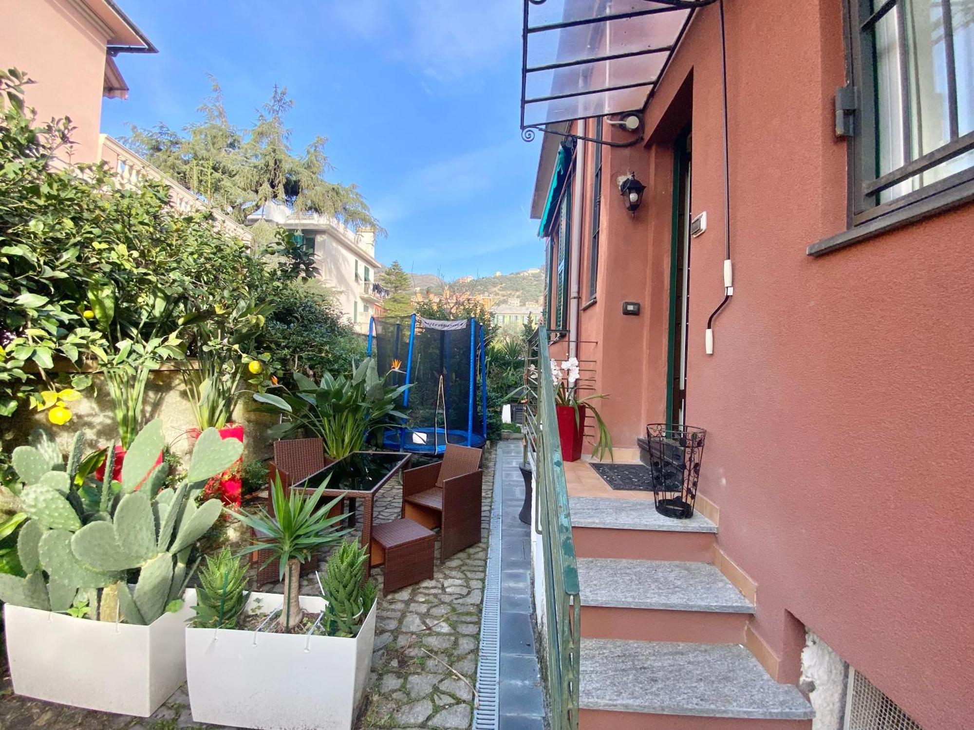 Casaviva - Lovely Trilo In Nervi With Parking Genova