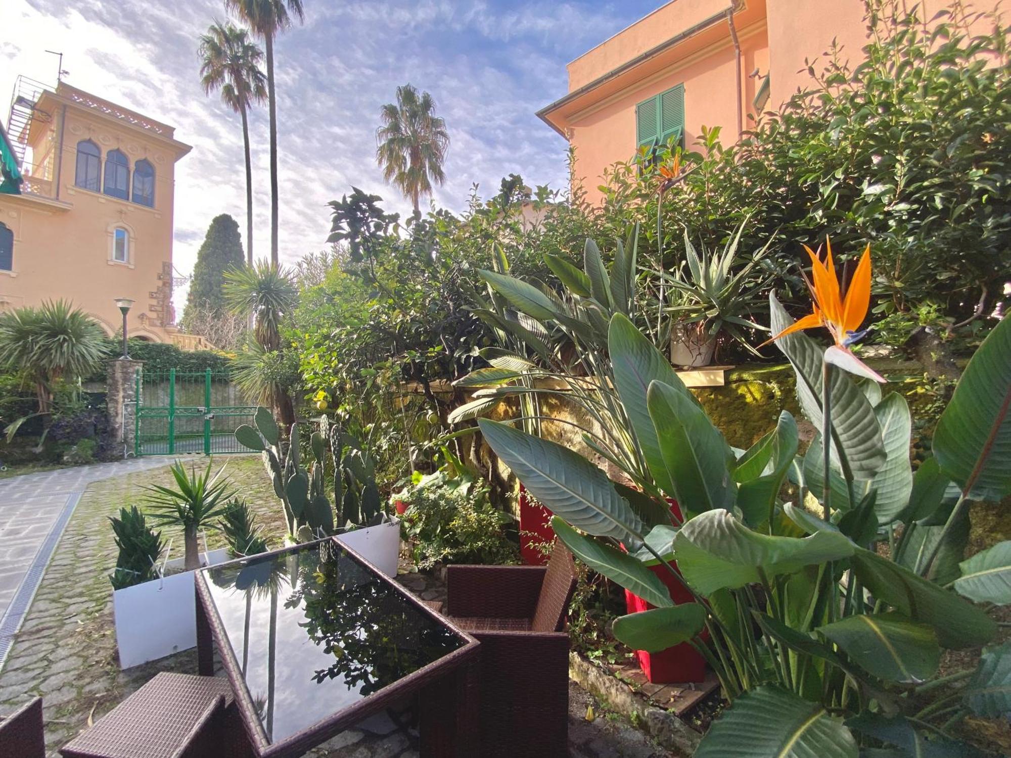 Casaviva - Lovely Trilo In Nervi With Parking Appartamento *